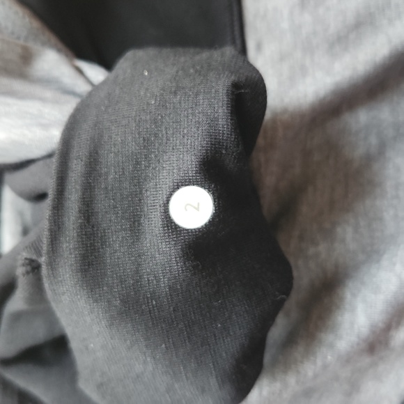 Lululemon Lab skirt - Picture 3 of 3